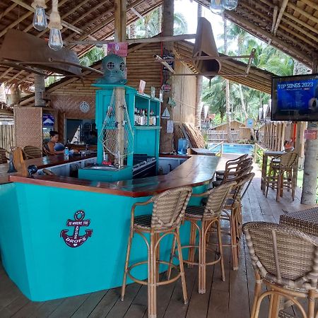 The Bangka Beach Guesthouse Сікіхор Екстер'єр фото